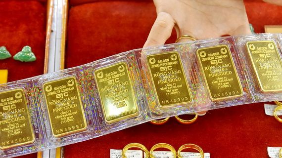 Vàng SJC vượt 82 triệu đồng/lượng, phá vỡ mọi kỷ lục