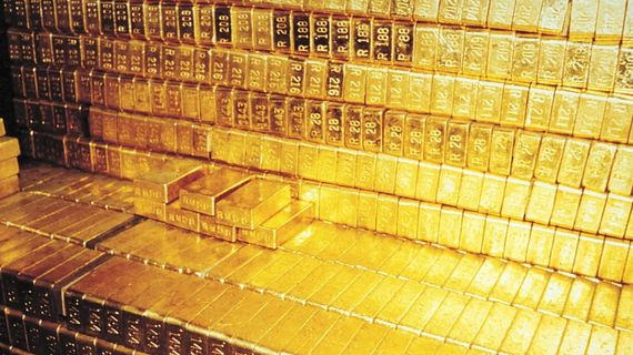 Giá vàng trong nước tăng mạnh theo diễn biến vàng thế giới