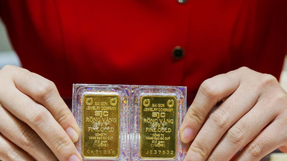 Giá vàng miếng diễn biến trái chiều
