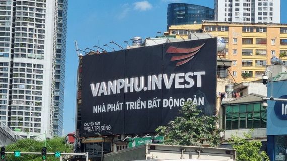 Rủi ro tài chính của Văn Phú - Invest cao hơn đáng kể so với mức trung bình của ngành bất động sản