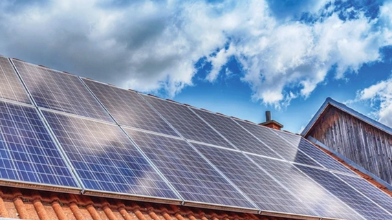 Đề xuất điện mặt trời dư thừa bán cho EVN giá 671 đồng/kWh