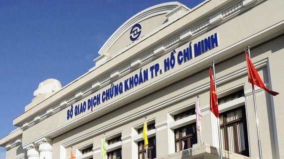HOSE: Tháng 6, khối lượng và giá trị giao dịch bình quân đều tăng so với tháng trước