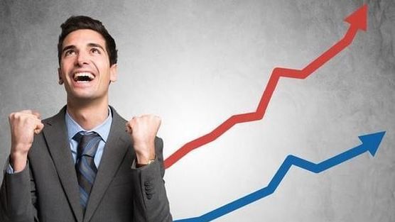 Top 10 cổ phiếu tăng/giảm mạnh nhất: Cổ phiếu ngân hàng bứt phá, một mã lên sát đỉnh lịch sử