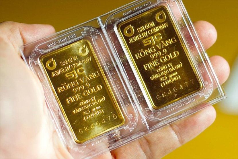 Giá vàng miếng SJC bán ra được NHNN công bố là 78,98 triệu đồng/lượng. Ảnh: Int