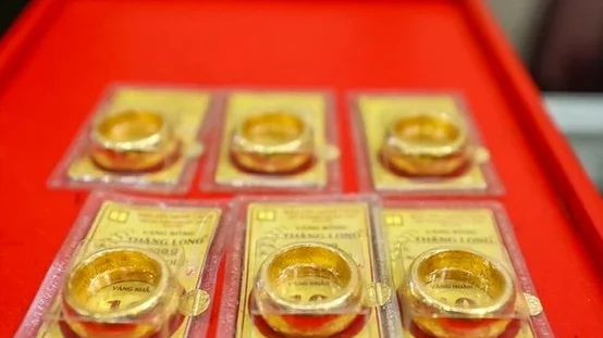 Vàng nhẫn chưa dừng đà tăng giá, chênh lệch so với vàng SJC chỉ còn 1,38 triệu đồng