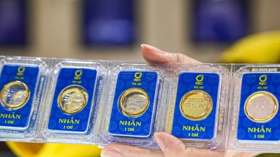 Áp lực chốt lời, giá vàng nhẫn quay đầu giảm